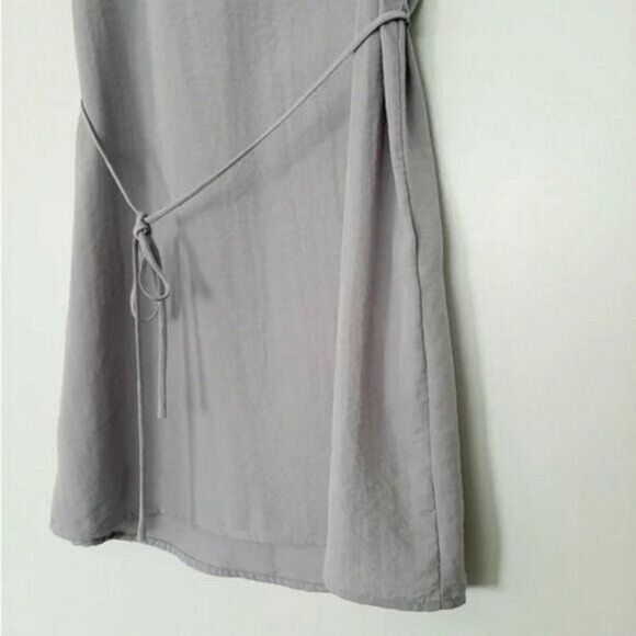 FOREVER 21 Satin Flowy Neutral Light Gray Shirt Mini Dress Sz S - Picture 5 of 12